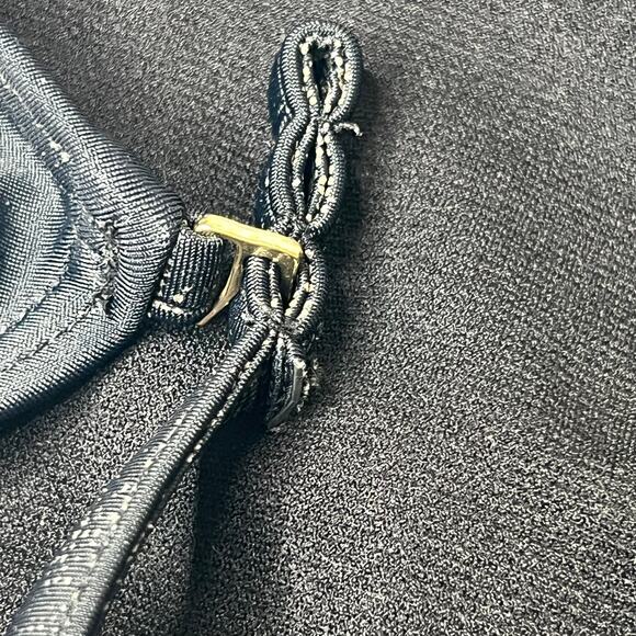 Vince Camuto Snakeskin One-Piece Swimsuit Womens sz 6 Metallic Foil - Picture 8 of 10